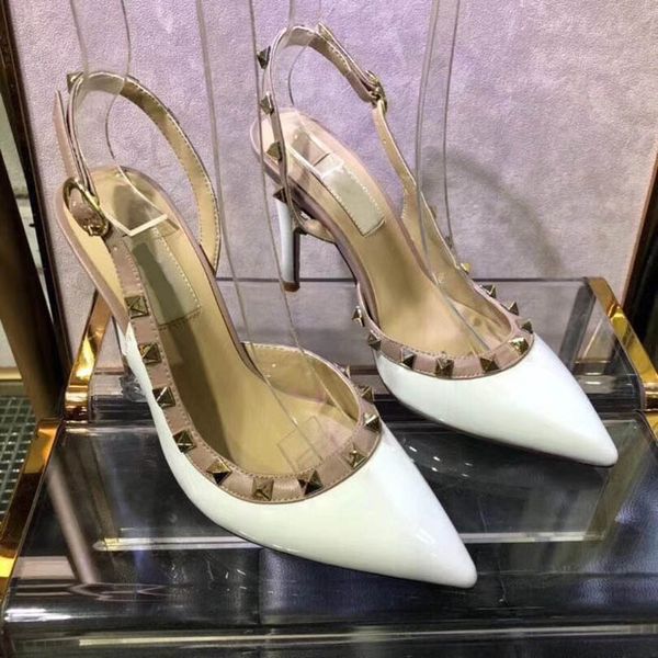 2018 summer luxury sandals ladies elastic band decoration peep toes ankle strap chunky heel shoes party fashion shoes34-41, Black
2018 summer luxury sandals ladies elastic band decoration peep toes ankle strap chunky heel shoes party fashion shoes34-41, Black