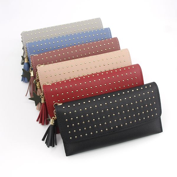 2019 new european and american popular retro simple rivet wallet ladies long wallet women's wallet purse, Red;black 
2019 new european and american popular retro simple rivet wallet ladies long wallet women's wallet purse, Red;black