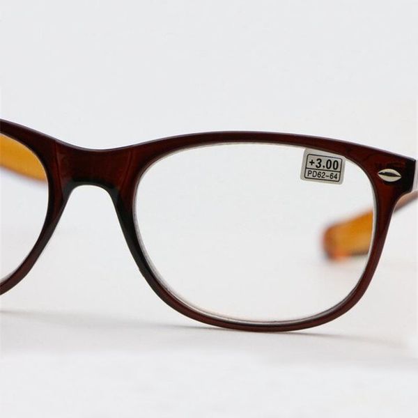 ретро простой большой площади кадра мужчины reading glasses женщины моды черный коричневый tr presbyopia очки unisex 1,0-4,0 r238, Silver
ретро простой большой площади кадра мужчины reading glasses женщины моды черный коричневый tr presbyopia очки unisex 1,0-4,0 r238, Silver