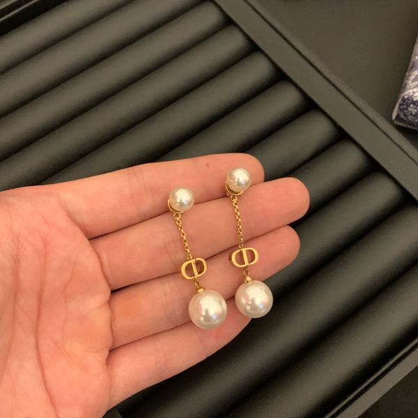 d family 2020 cd letter pearl female di family tassel earrings female earring back, White
d family 2020 cd letter pearl female di family tassel earrings female earring back, White