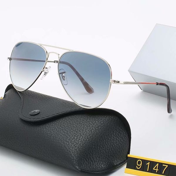 2020 classic sunglasses for men women driving glasses metal frame uv400 goggle with black cases and box 3689, White;black
2020 classic sunglasses for men women driving glasses metal frame uv400 goggle with black cases and box 3689, White;black