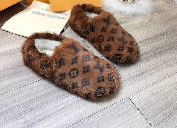 2020 high2 quality women mink slippers indoor causal slippers booties wool slippers boots home shoes start print slide 35-42, Black
2020 high2 quality women mink slippers indoor causal slippers booties wool slippers boots home shoes start print slide 35-42, Black
