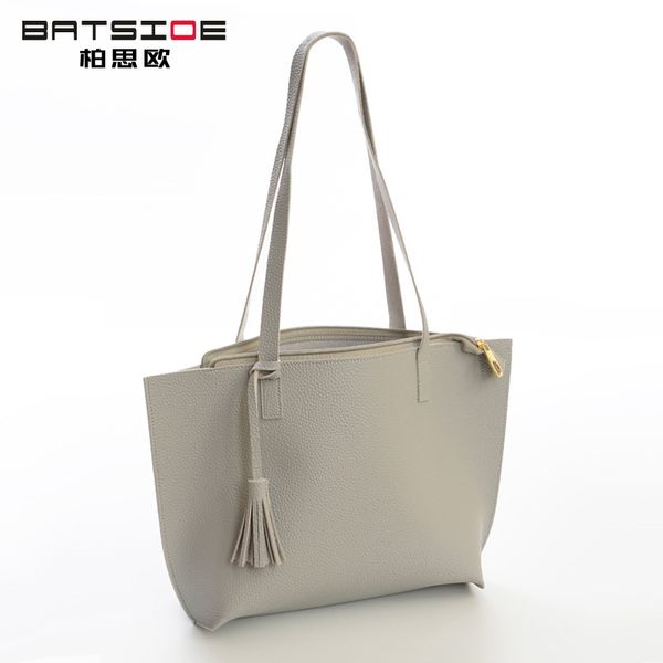 japan and south korea tote bag ladies fashion handbags large capacity tassel solid color wild portable shoulder bag portable handbag-
japan and south korea tote bag ladies fashion handbags large capacity tassel solid color wild portable shoulder bag portable handbag-