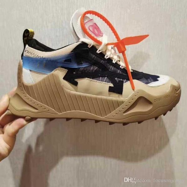 2021 multi brand triple s designer low old dad sneaker combination soles boots mens womens fashion casual shoes high size 35-45
2021 multi brand triple s designer low old dad sneaker combination soles boots mens womens fashion casual shoes high size 35-45