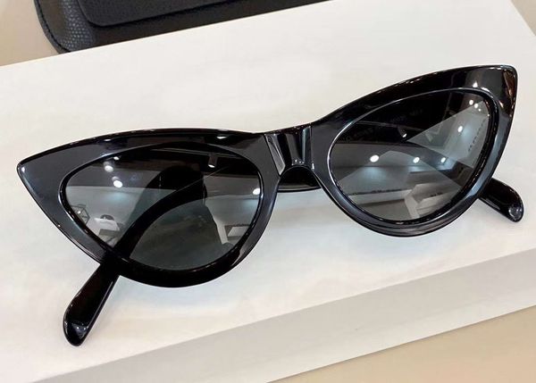 fashion black grey shadow sunglasses 40019 women cat eye sunglasses gafas de sol sonnenbrille with case box, White;black 
fashion black grey shadow sunglasses 40019 women cat eye sunglasses gafas de sol sonnenbrille with case box, White;black