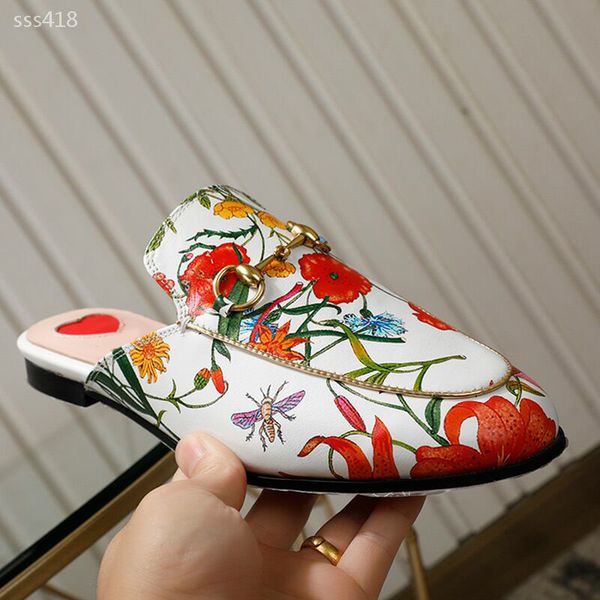 mens and womens fashion beach slide sandals male female flower blooms print leather flat slippers 6 color with box size eur 35-41, Black
mens and womens fashion beach slide sandals male female flower blooms print leather flat slippers 6 color with box size eur 35-41, Black