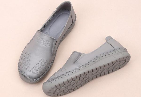 2019 soft sole women's shoes in spring and autumn with new style antiskid flat bottom round head mama dress shoes@112, Black
2019 soft sole women's shoes in spring and autumn with new style antiskid flat bottom round head mama dress shoes@112, Black