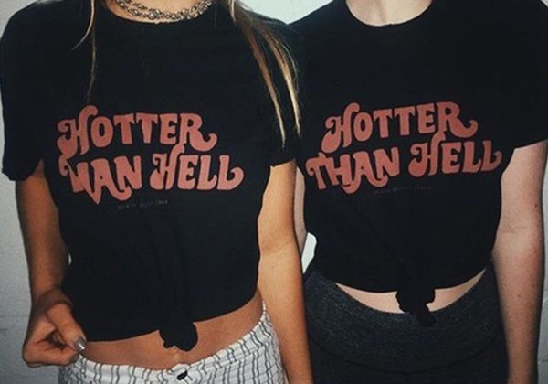 лето hotter than hell женщины тенниска grunge graphic tees casual harajuku стиль с коротким рукавом черный футболки женщины топы одежда, White
лето hotter than hell женщины тенниска grunge graphic tees casual harajuku стиль с коротким рукавом черный футболки женщины топы одежда, White