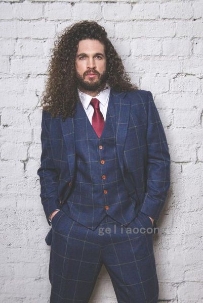 fashion blue plaid wedding tuxedos groom men suits groomsmen formal 3 piece suits (jacket+pants+vest+tie) costume homme terno, White;black
fashion blue plaid wedding tuxedos groom men suits groomsmen formal 3 piece suits (jacket+pants+vest+tie) costume homme terno, White;black
