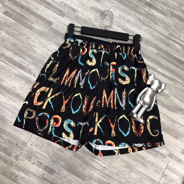 19ss box logo alphabet water short dirty language printing elastic waist shorts summer shorts street skateboard hip hop shorts, White;black 
19ss box logo alphabet water short dirty language printing elastic waist shorts summer shorts street skateboard hip hop shorts, White;black