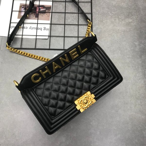 2020 women shoulder bags real sheepskin leather lozenge handbags metal leather chain portable bag genuine leather diagonal bag
2020 women shoulder bags real sheepskin leather lozenge handbags metal leather chain portable bag genuine leather diagonal bag
