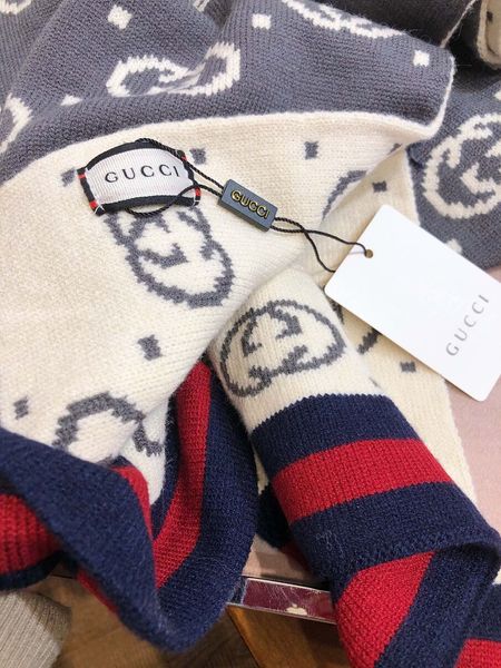 a new fashion accessory scarf for knitted wool in 2019, men's wool is pure and warm, Blue;gray
a new fashion accessory scarf for knitted wool in 2019, men's wool is pure and warm, Blue;gray