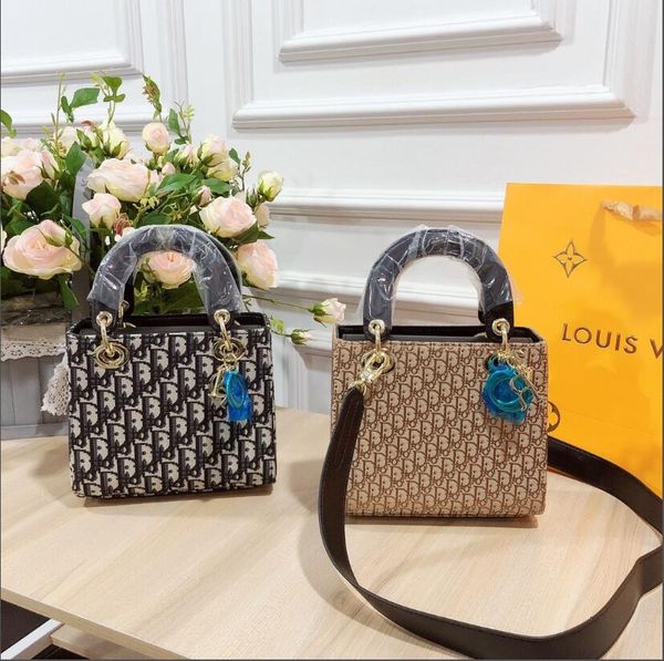 2020 new high-quality classic ladies handbags women's high-quality classic shoulder bags ladies messenger bags business bags
2020 new high-quality classic ladies handbags women's high-quality classic shoulder bags ladies messenger bags business bags