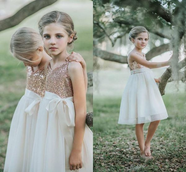 spaghetti sequined flower girl dress short princess a-line girl pageant party gown girl formal wedding dress with big bow back, White;blue
spaghetti sequined flower girl dress short princess a-line girl pageant party gown girl formal wedding dress with big bow back, White;blue