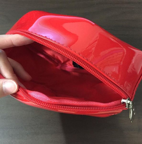 creative lips makeup bag women change purse handbags large capacity cosmetic bags fashion adhesive pu
creative lips makeup bag women change purse handbags large capacity cosmetic bags fashion adhesive pu