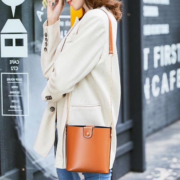 messenger bag women bucket shoulder bag vintage pu leather lady handbag luxury designer mini chain square bags bolsos mujer
messenger bag women bucket shoulder bag vintage pu leather lady handbag luxury designer mini chain square bags bolsos mujer