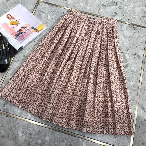 100% silk luxury ff italian design elegant 2020 spring summer collection midi skirt, Black
100% silk luxury ff italian design elegant 2020 spring summer collection midi skirt, Black