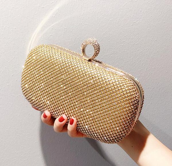 дизайнер женщины путешествия туалет сумка кожа большой емкости косметические сумки туалетных сумка макияж сумка для женщин банкет рук сумки
дизайнер женщины путешествия туалет сумка кожа большой емкости косметические сумки туалетных сумка макияж сумка для женщин банкет рук сумки