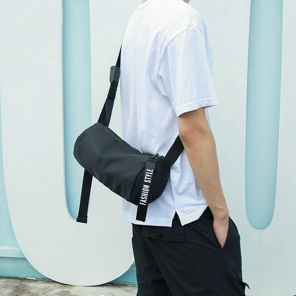 мужчины 39 s сумка из натуральной кожи новый стиль мода crossbody сумка уличный хип-хоп-простой спорт водонепроницаемый плечо
мужчины 39 s сумка из натуральной кожи новый стиль мода crossbody сумка уличный хип-хоп-простой спорт водонепроницаемый плечо