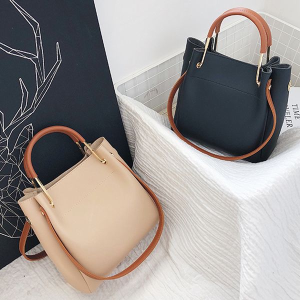 повседневный pu кожа crossbody сумки для женщин 2020 нежные ручки женщин сумки большие емкости сплошной цвет дамы сумки на ремне
повседневный pu кожа crossbody сумки для женщин 2020 нежные ручки женщин сумки большие емкости сплошной цвет дамы сумки на ремне