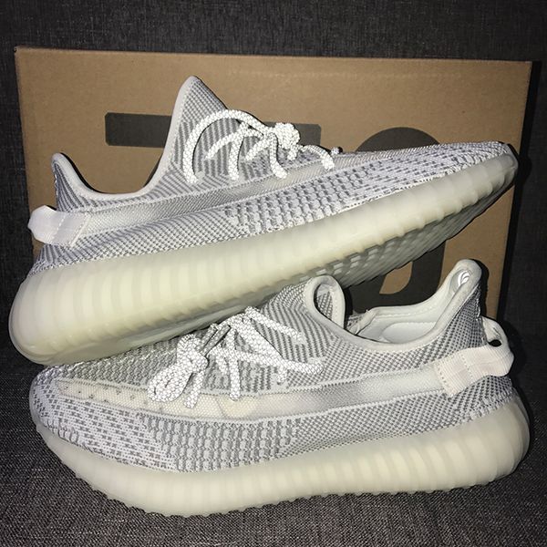 Static Kanye West Butter Semi Frozen Yellow Blue Tint Beluga 2.0 Zebra Cream White V2 Mens Women Running Designer Shoes A16
Static Kanye West Butter Semi Frozen Yellow Blue Tint Beluga 2.0 Zebra Cream White V2 Mens Women Running Designer Shoes A16