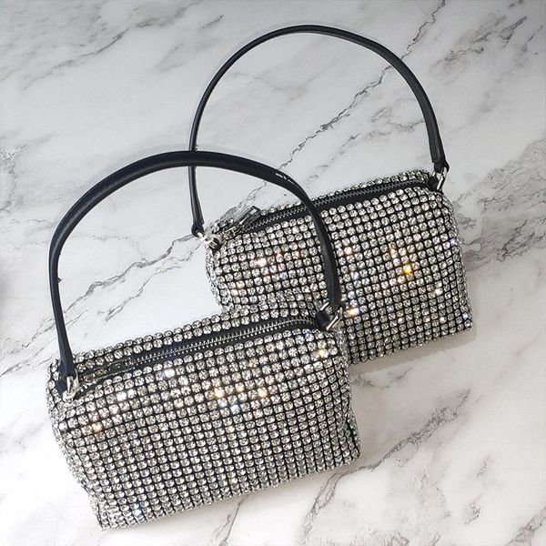king diamond bag 2020 new wave shoulder messenger shoulin full diamond diamond female underarm bag small square package
king diamond bag 2020 new wave shoulder messenger shoulin full diamond diamond female underarm bag small square package