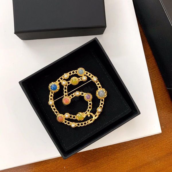 fashion brand no5 designer pin brooches for lady women party wedding lovers gift engagement luxury jewelry for bride with box, Gray
fashion brand no5 designer pin brooches for lady women party wedding lovers gift engagement luxury jewelry for bride with box, Gray