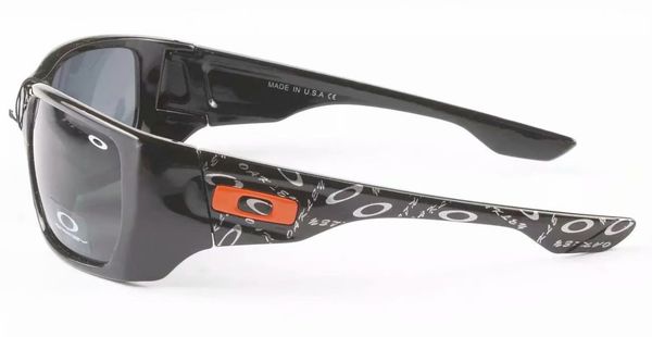 brand new bicycle glass men sunglasses sports to peak cycling sunglasses sports spectacl fashion dazzle colour mirrors 41156, White;black
brand new bicycle glass men sunglasses sports to peak cycling sunglasses sports spectacl fashion dazzle colour mirrors 41156, White;black