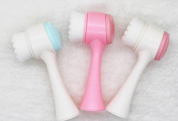 vôsaidi facial brush cleaning exfoliate brush facial skin care tool pore cleaner cleaning brush with plastic handle
vôsaidi facial brush cleaning exfoliate brush facial skin care tool pore cleaner cleaning brush with plastic handle