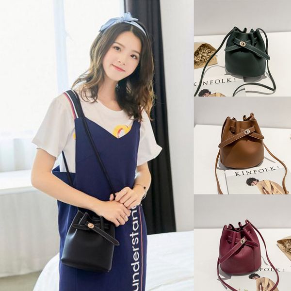 Женская кожаная сумка через плечо Леди через плечо Сумка Tote Messenger Сумка-кошелек
Женская кожаная сумка через плечо Леди через плечо Сумка Tote Messenger Сумка-кошелек