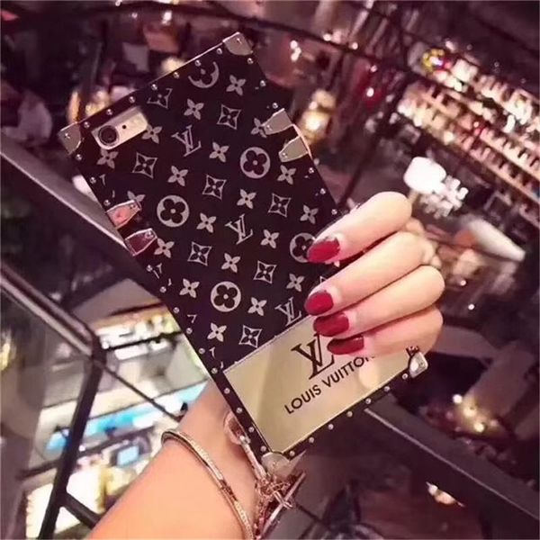 Wholesale Luxury Phone Case for IphoneX XS XR XSMAX 7/8Plus 7/8 6/6sP 6/6s Designer Phone Case with Key Chain
Wholesale Luxury Phone Case for IphoneX XS XR XSMAX 7/8Plus 7/8 6/6sP 6/6s Designer Phone Case with Key Chain
