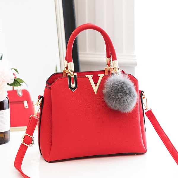 2017 new fashion bags high quatity leather handbags women famous brands v metal designer shoulder bag messenger bags lady business tote
2017 new fashion bags high quatity leather handbags women famous brands v metal designer shoulder bag messenger bags lady business tote