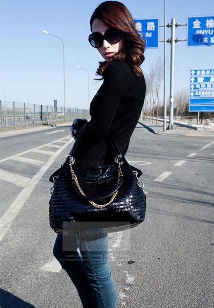 fashion new sequined patent leather ladies bag casual handbag shoulder bag women fashion
fashion new sequined patent leather ladies bag casual handbag shoulder bag women fashion