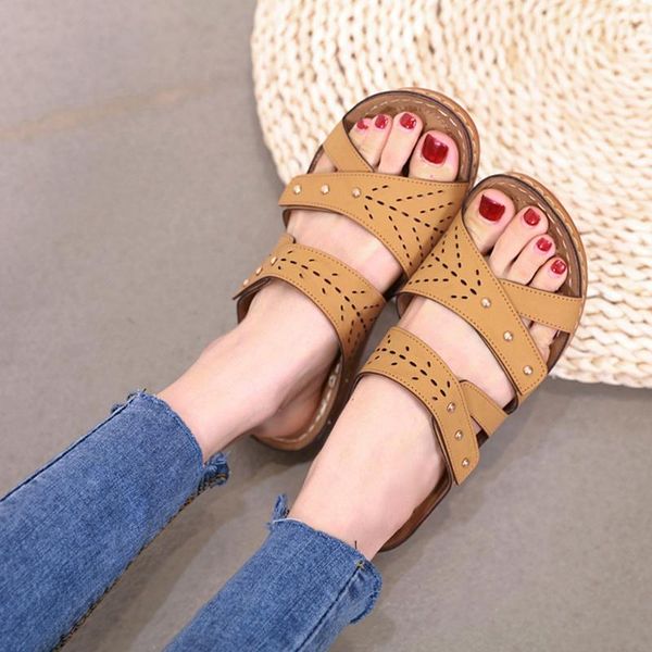 2020 slipper women's fashion thick comfortable hollow flat slipper sandals beach casual shoes black brown slippers women summer
2020 slipper women's fashion thick comfortable hollow flat slipper sandals beach casual shoes black brown slippers women summer