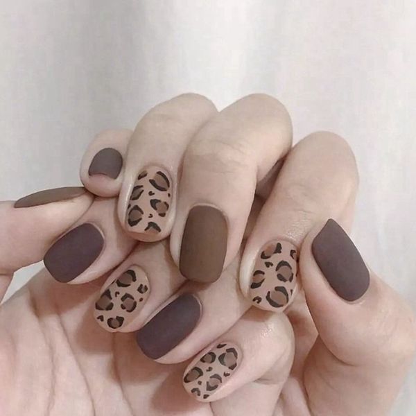 24pcs/set european matte false nails pre-design full finished leopard full nail tips artificial fake nails, Red;gold
24pcs/set european matte false nails pre-design full finished leopard full nail tips artificial fake nails, Red;gold
