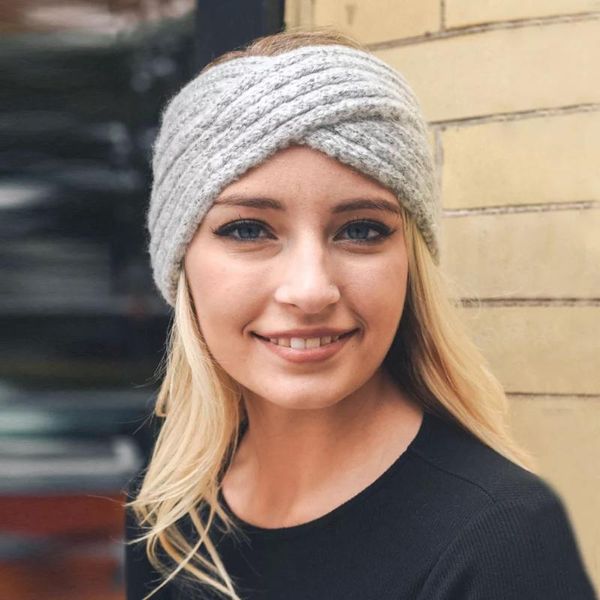 mohair simple cute head band ladies hair ornaments crossed with knitted wool wide hair band, warm fashion headwear
mohair simple cute head band ladies hair ornaments crossed with knitted wool wide hair band, warm fashion headwear