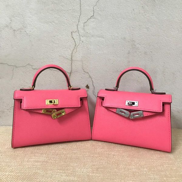 new color pink 22cm mini brand women totes genuine leather bags shoulder bag with lock scarf horse fashion lady handbag qq
new color pink 22cm mini brand women totes genuine leather bags shoulder bag with lock scarf horse fashion lady handbag qq