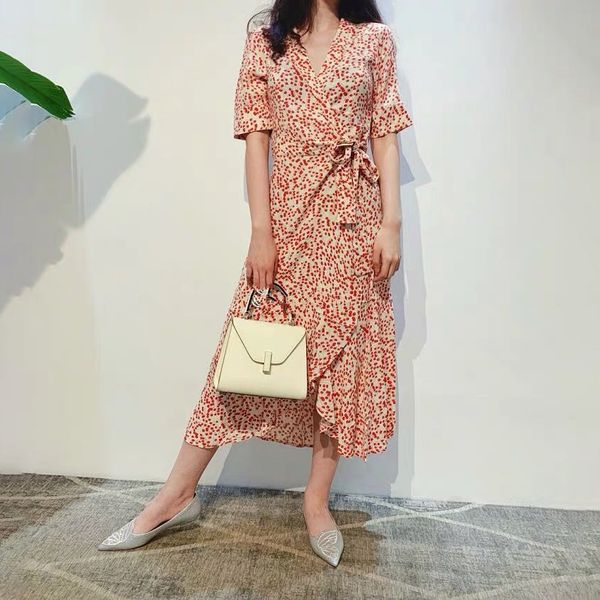 women dress 2019 spring summer collection printed v-neck lace dress, Black;gray
women dress 2019 spring summer collection printed v-neck lace dress, Black;gray