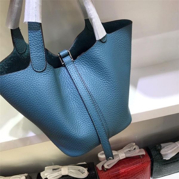 top quality genuine leather women designer handbags luxury bag mini size basket bag tote clutch shopping bags
top quality genuine leather women designer handbags luxury bag mini size basket bag tote clutch shopping bags