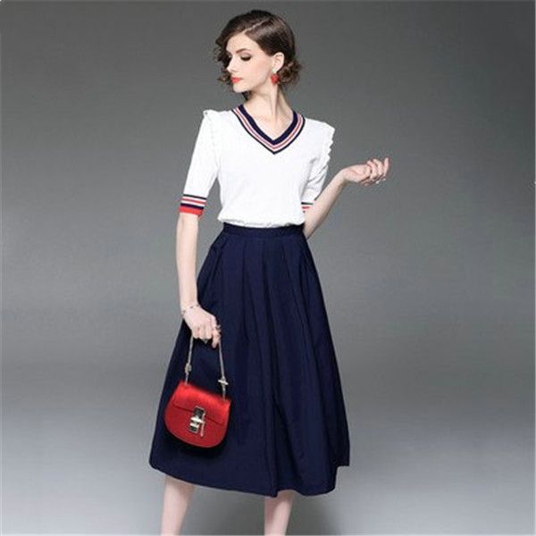 2020 new fashion white designer shirt skirt dress female pleated dress long skirt casual elegant princess dress, Black;gray 
2020 new fashion white designer shirt skirt dress female pleated dress long skirt casual elegant princess dress, Black;gray