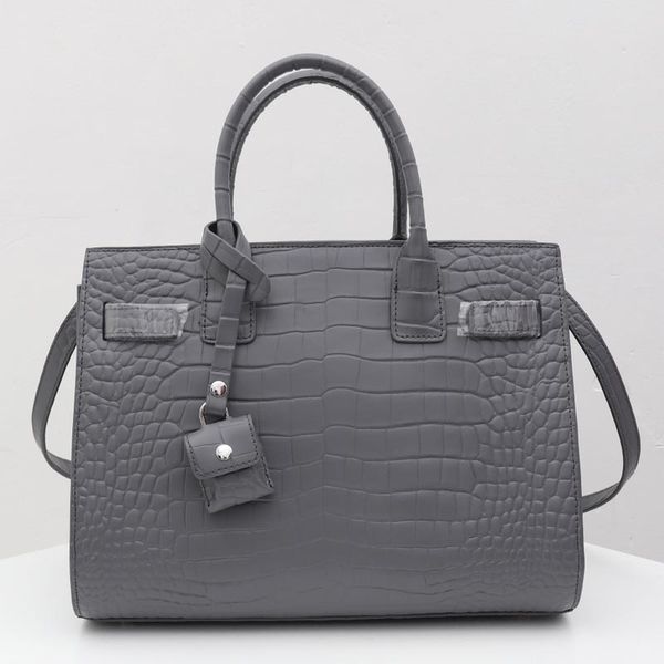 womens handbag tote bag lady crossbody bags large capacity package fashion new style genuine leather alligator ladies purse plain lock
womens handbag tote bag lady crossbody bags large capacity package fashion new style genuine leather alligator ladies purse plain lock