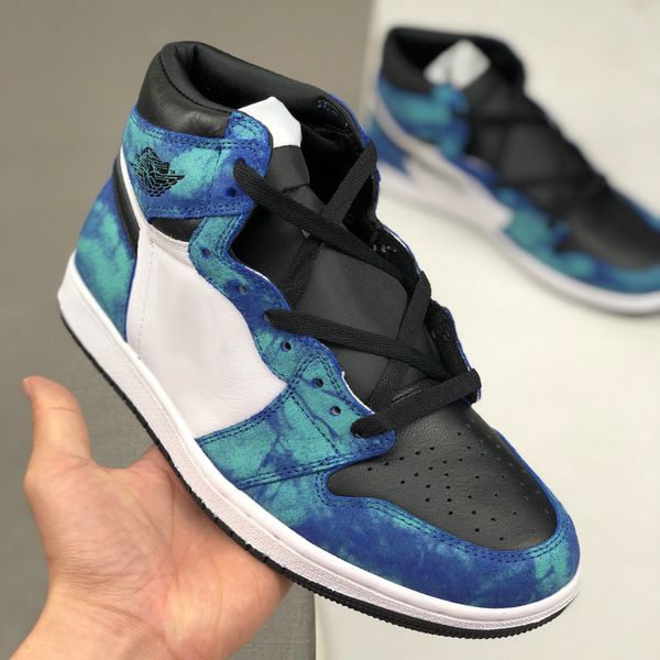 2020 new high og wmns jumpman 1 1s tie dye white black aurora green mens womens basketball shoes athletic sports trainers outdoor sneakers, White;red
2020 new high og wmns jumpman 1 1s tie dye white black aurora green mens womens basketball shoes athletic sports trainers outdoor sneakers, White;red