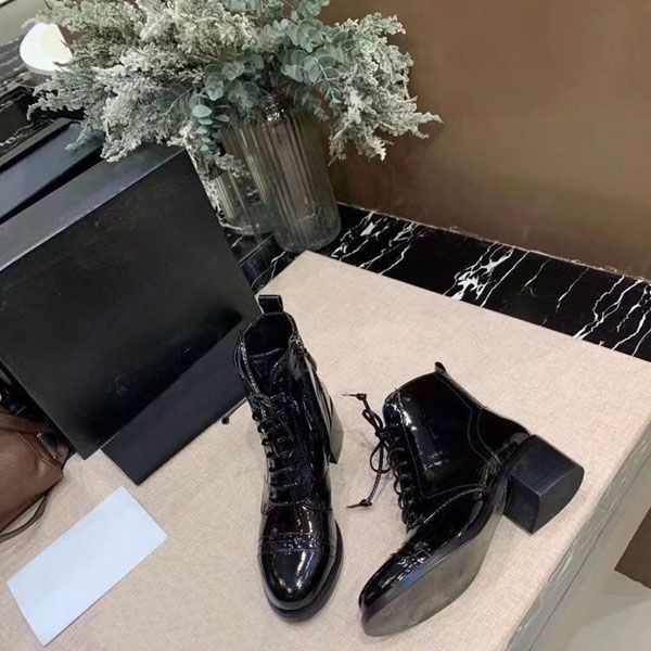 designer boots women shoes size 35-40 embroidered leather star women shoes woman 2019 leather short autumn winter ankle, Black
designer boots women shoes size 35-40 embroidered leather star women shoes woman 2019 leather short autumn winter ankle, Black