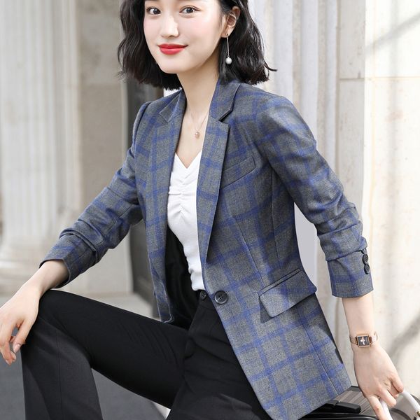 women's one-piece coat 2019 autumn new fashion temperament casual slim thin plaid single button small suit women's top, White;black
women's one-piece coat 2019 autumn new fashion temperament casual slim thin plaid single button small suit women's top, White;black