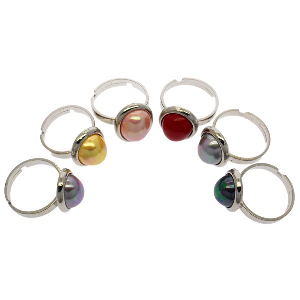 fashionable women creative natural 6 color shell jewelry oval shell copper ring can adjust the size of the ring, Golden;silver
fashionable women creative natural 6 color shell jewelry oval shell copper ring can adjust the size of the ring, Golden;silver