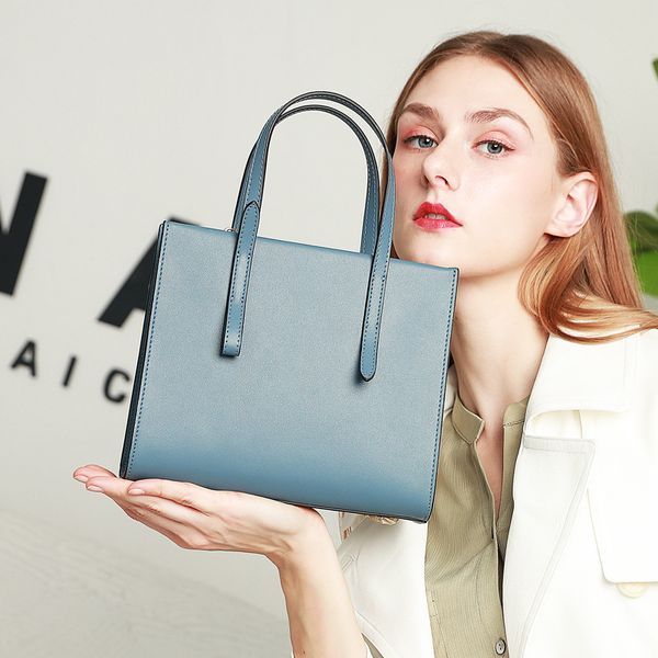 johnature простой из натуральной кожи сумка женщин 2020 новая мода коровьей tote большой емкости сплошной цвет плеча messenger bag
johnature простой из натуральной кожи сумка женщин 2020 новая мода коровьей tote большой емкости сплошной цвет плеча messenger bag