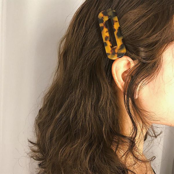 simple geometry hairpin hollow leopard mark hair clip hair accessories female retro sweet headpieces acetic acid square c, Golden;white
simple geometry hairpin hollow leopard mark hair clip hair accessories female retro sweet headpieces acetic acid square c, Golden;white