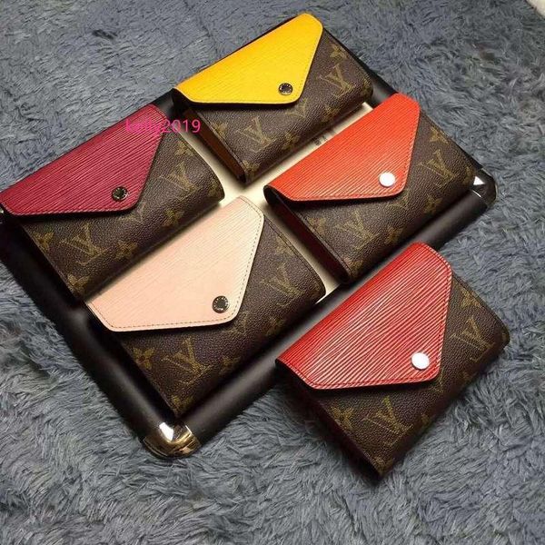 m60494 женщины новый кожаный кошелек клатч кимоно кошелек сумки кошельки кошелек мини клатчи экзотика вечерние цепи поясные сумки
m60494 женщины новый кожаный кошелек клатч кимоно кошелек сумки кошельки кошелек мини клатчи экзотика вечерние цепи поясные сумки