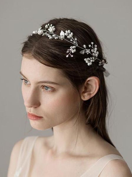 rhinestone leaf wedding headband hair vine headpieces silver birdal hair accessories for brides
rhinestone leaf wedding headband hair vine headpieces silver birdal hair accessories for brides