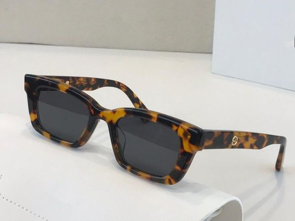 jennie designer sunglasses women and men wrap designer butterfly frameless uv protection model come with case, White;black
jennie designer sunglasses women and men wrap designer butterfly frameless uv protection model come with case, White;black